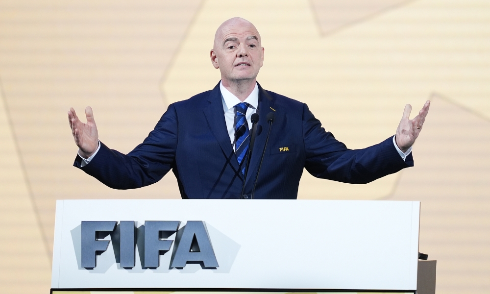 亚队的失利 亚队的失利